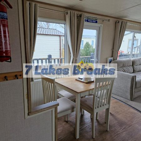 7 Lakes Breaks At 7 Lakes Country Park Crowle  Exterior foto
