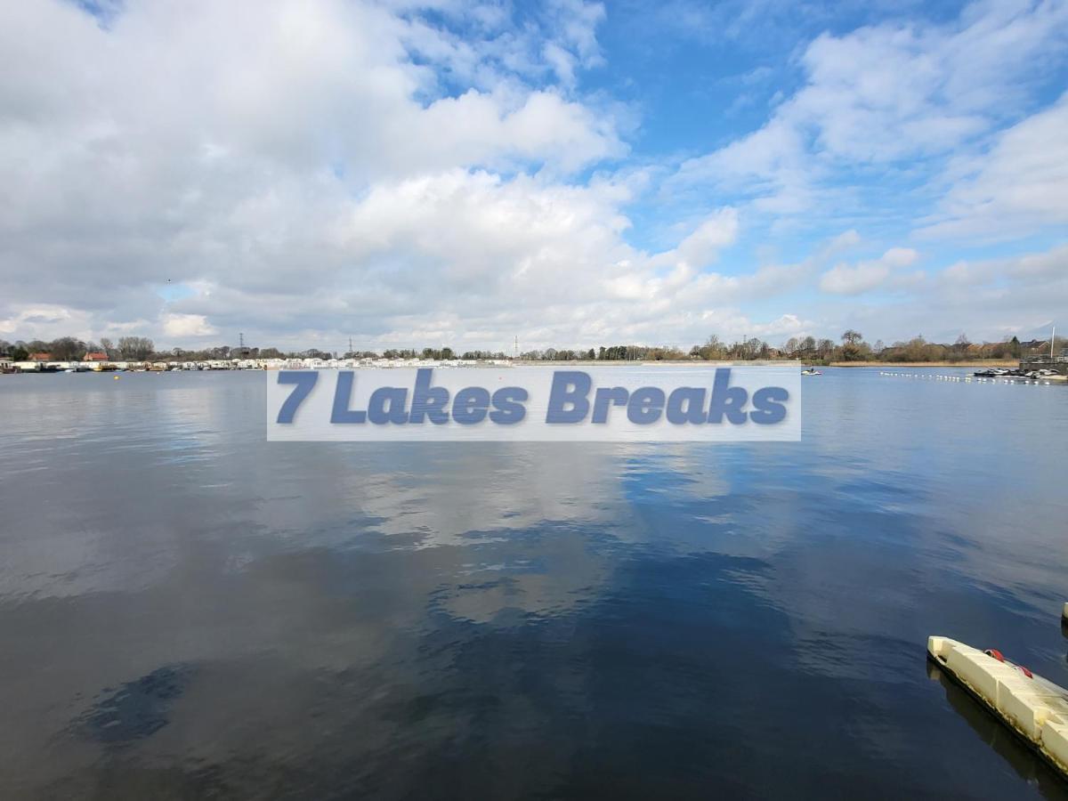 7 Lakes Breaks At 7 Lakes Country Park Crowle  Exterior foto
